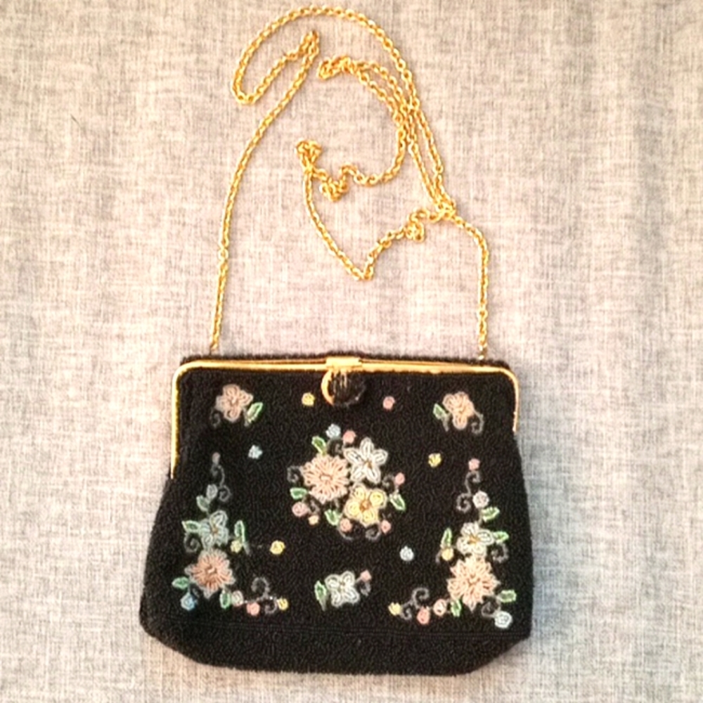 Vintage 1920s French beaded purse